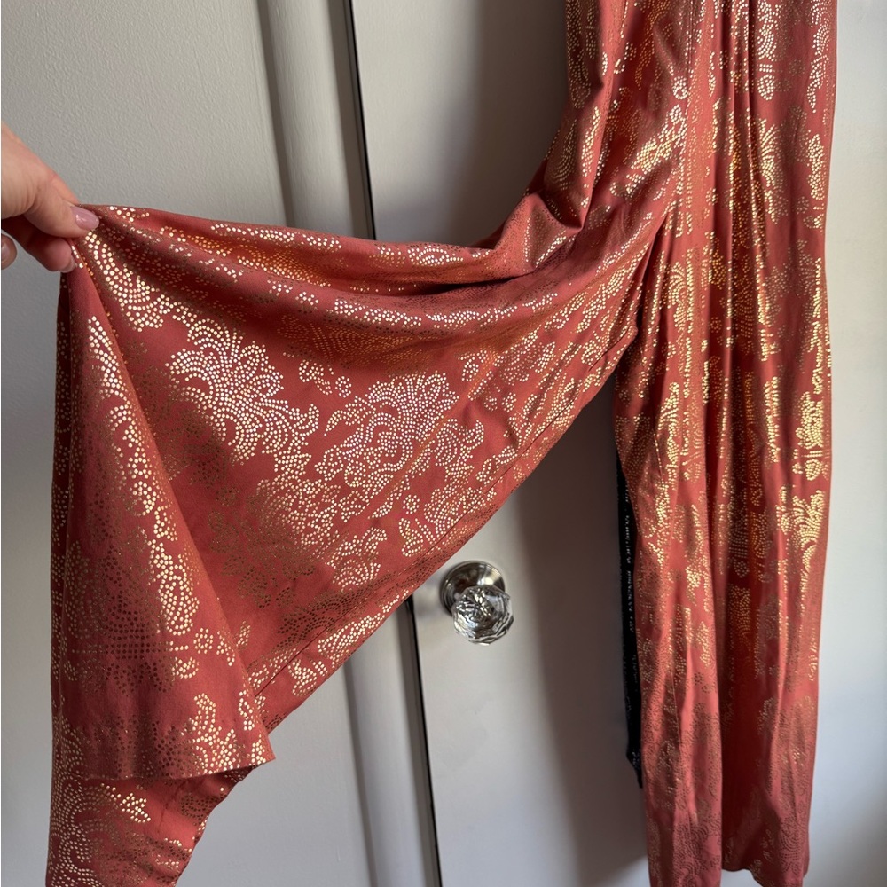Anthropologie Akemi + Kin Navy and Gold Top - Picture 8 of 11